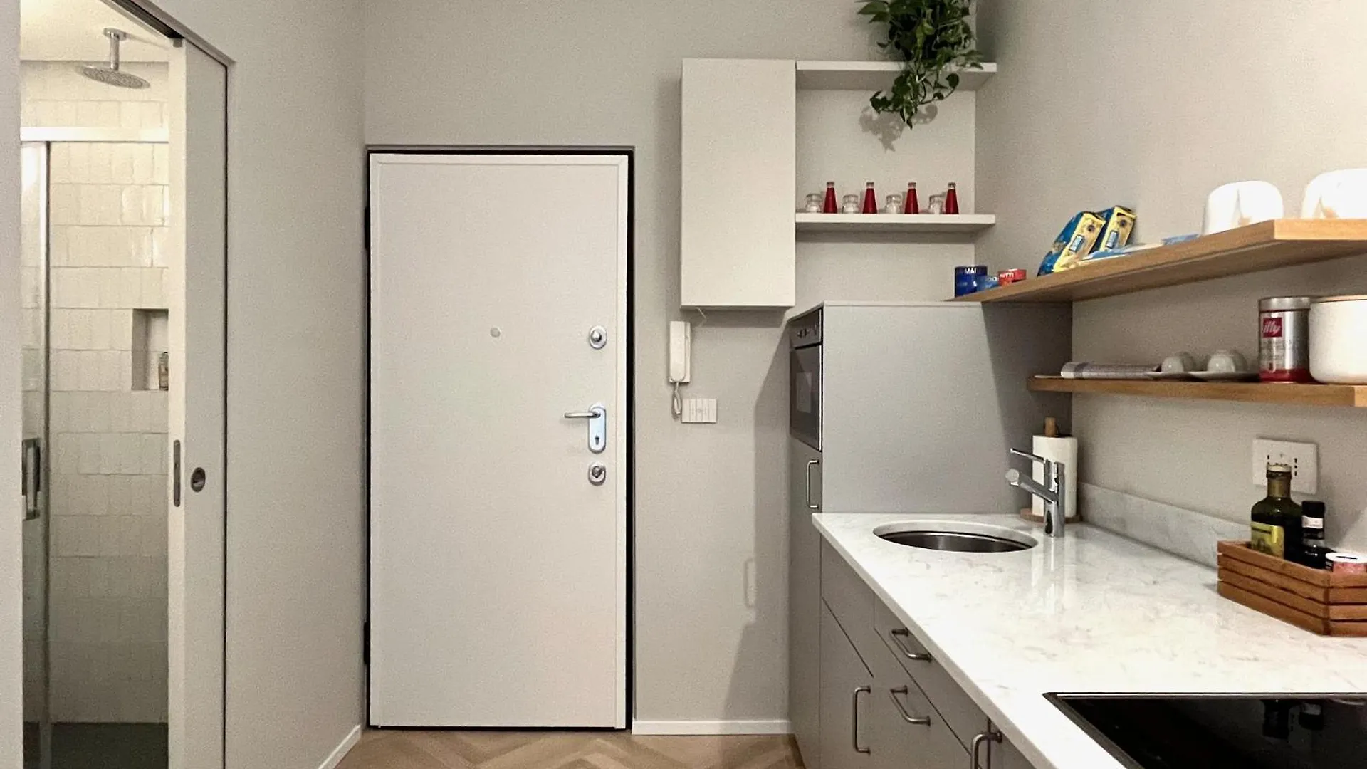 Nino6 - Micro Design Apartment Milan Italy